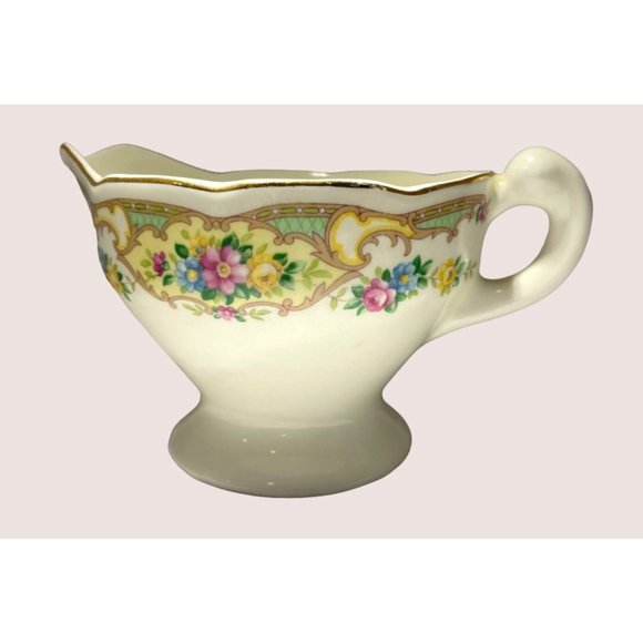 Mount Clemons Footed Mildred Creamer Vintage - Picture 1 of 4